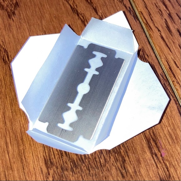 2 Safety Shaving Razor Sets Stainless Steel Shaver Each with 5 Refill Blades NIP - Picture 10 of 14